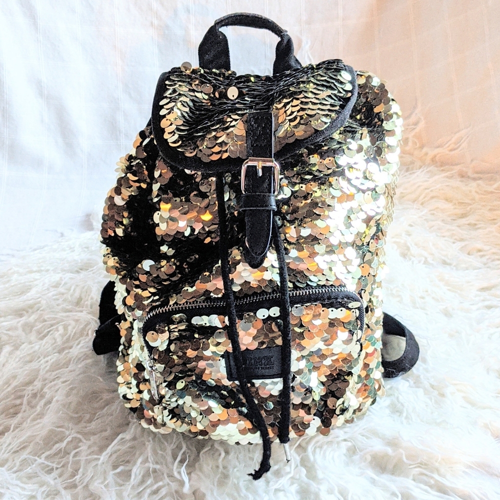 💐 2 for $12 - VS PINK Sequined BackPack